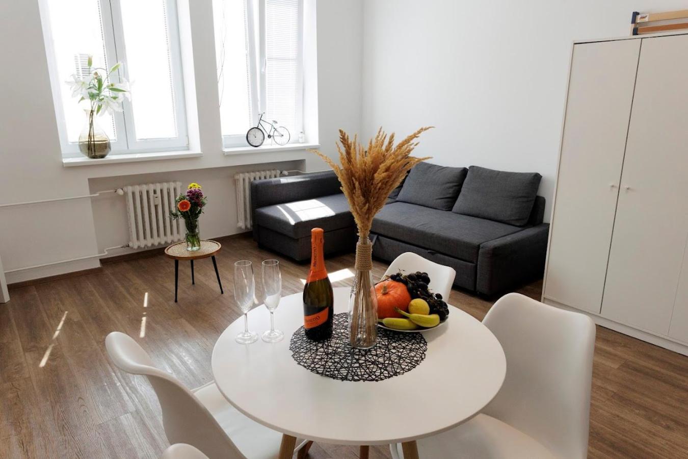 Diamond Residence In Old Town With Free Parking ブラチスラヴァ エクステリア 写真