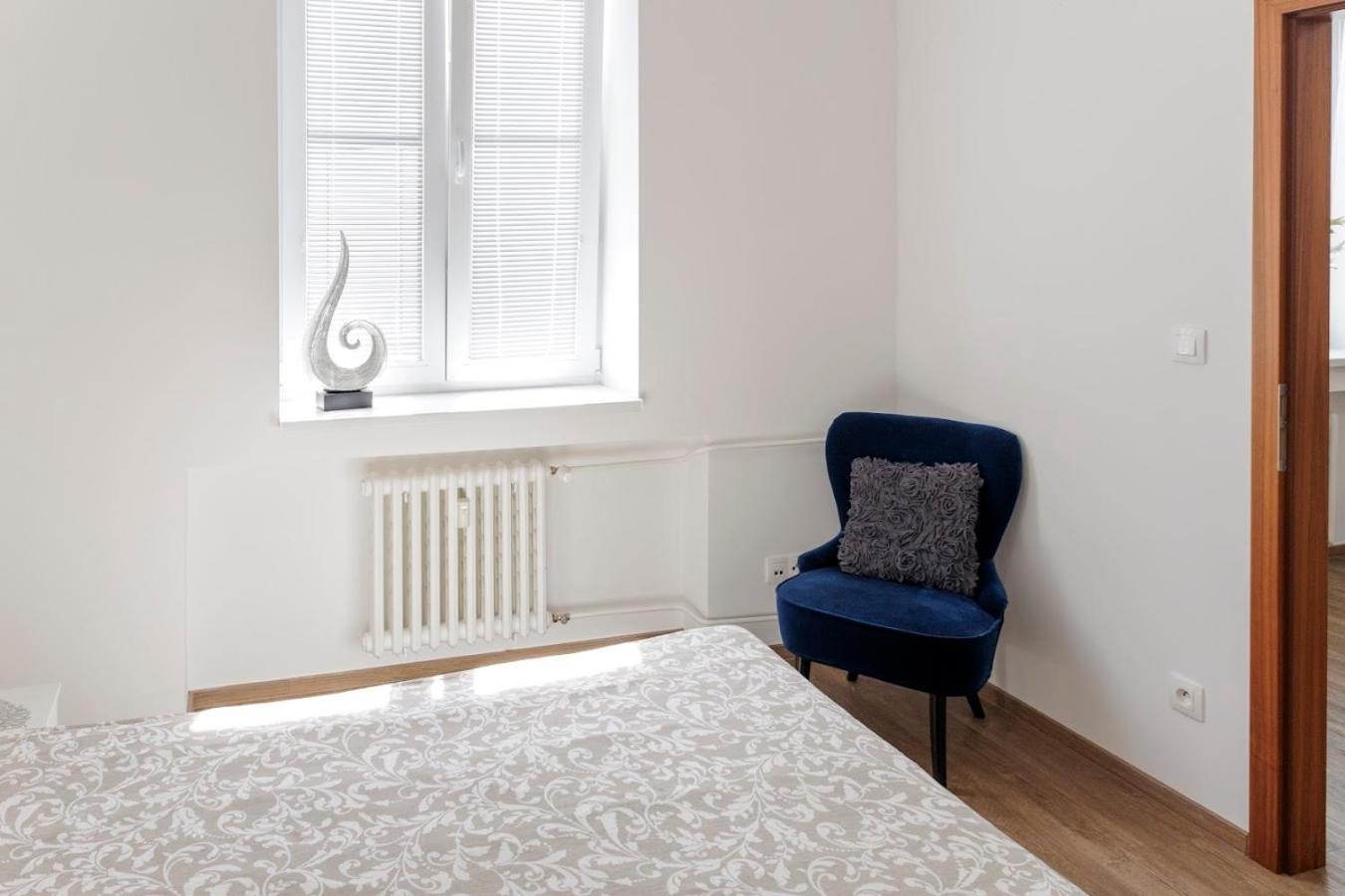 Diamond Residence In Old Town With Free Parking ブラチスラヴァ エクステリア 写真