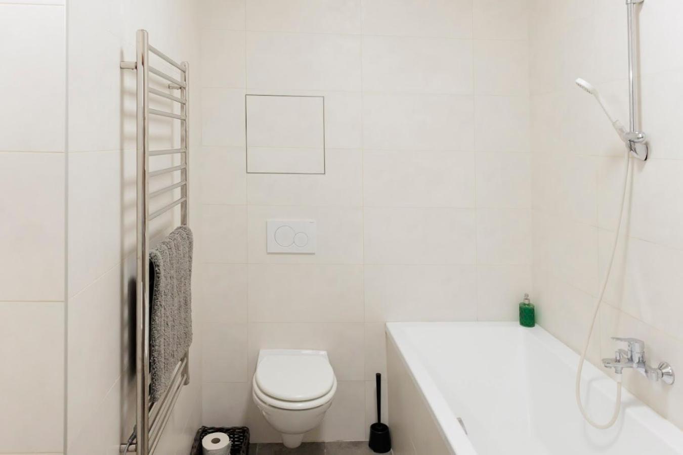 Diamond Residence In Old Town With Free Parking ブラチスラヴァ エクステリア 写真